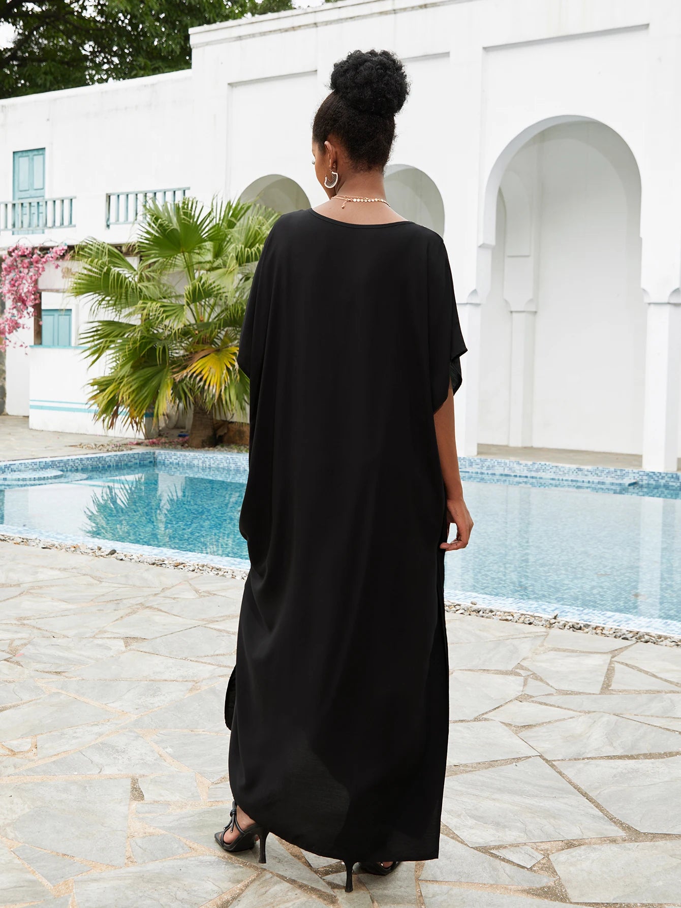 Elegant Embroidery Kaftan Robe Lace-up V-Neck Side Slit Maxi Dress 2023 Summer Women Clothes Plus Size Beachwear Cover-ups Q1543