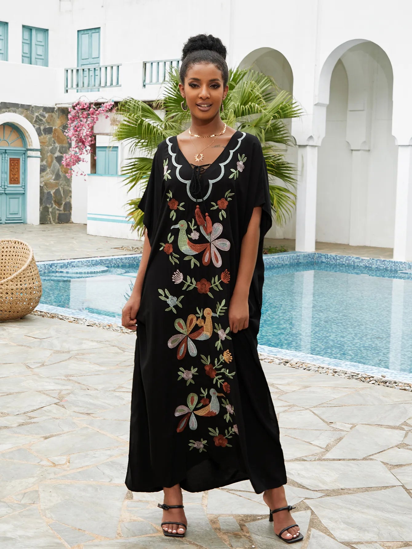 Elegant Embroidery Kaftan Robe Lace-up V-Neck Side Slit Maxi Dress 2023 Summer Women Clothes Plus Size Beachwear Cover-ups Q1543