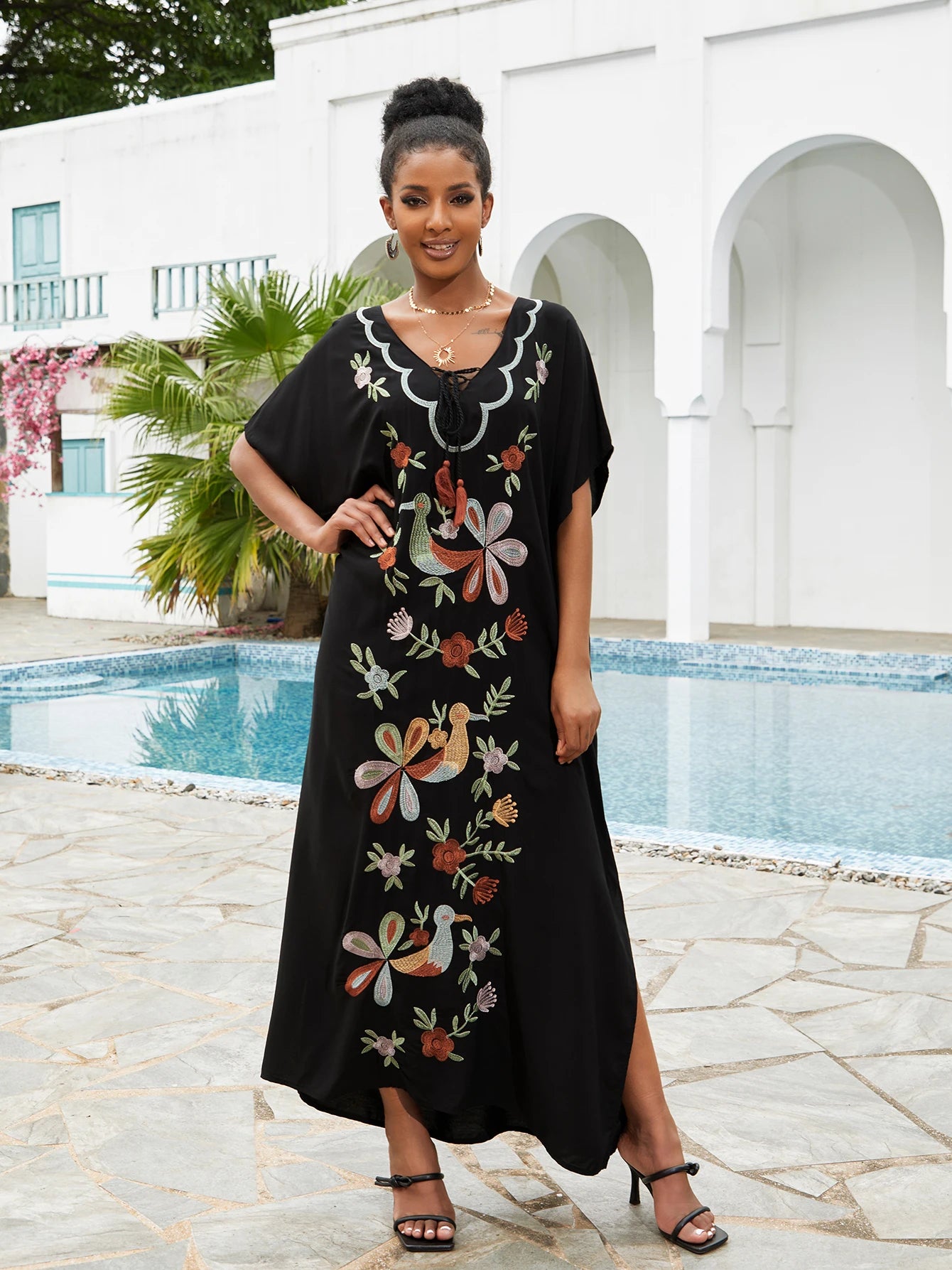 Elegant Embroidery Kaftan Robe Lace-up V-Neck Side Slit Maxi Dress 2023 Summer Women Clothes Plus Size Beachwear Cover-ups Q1543