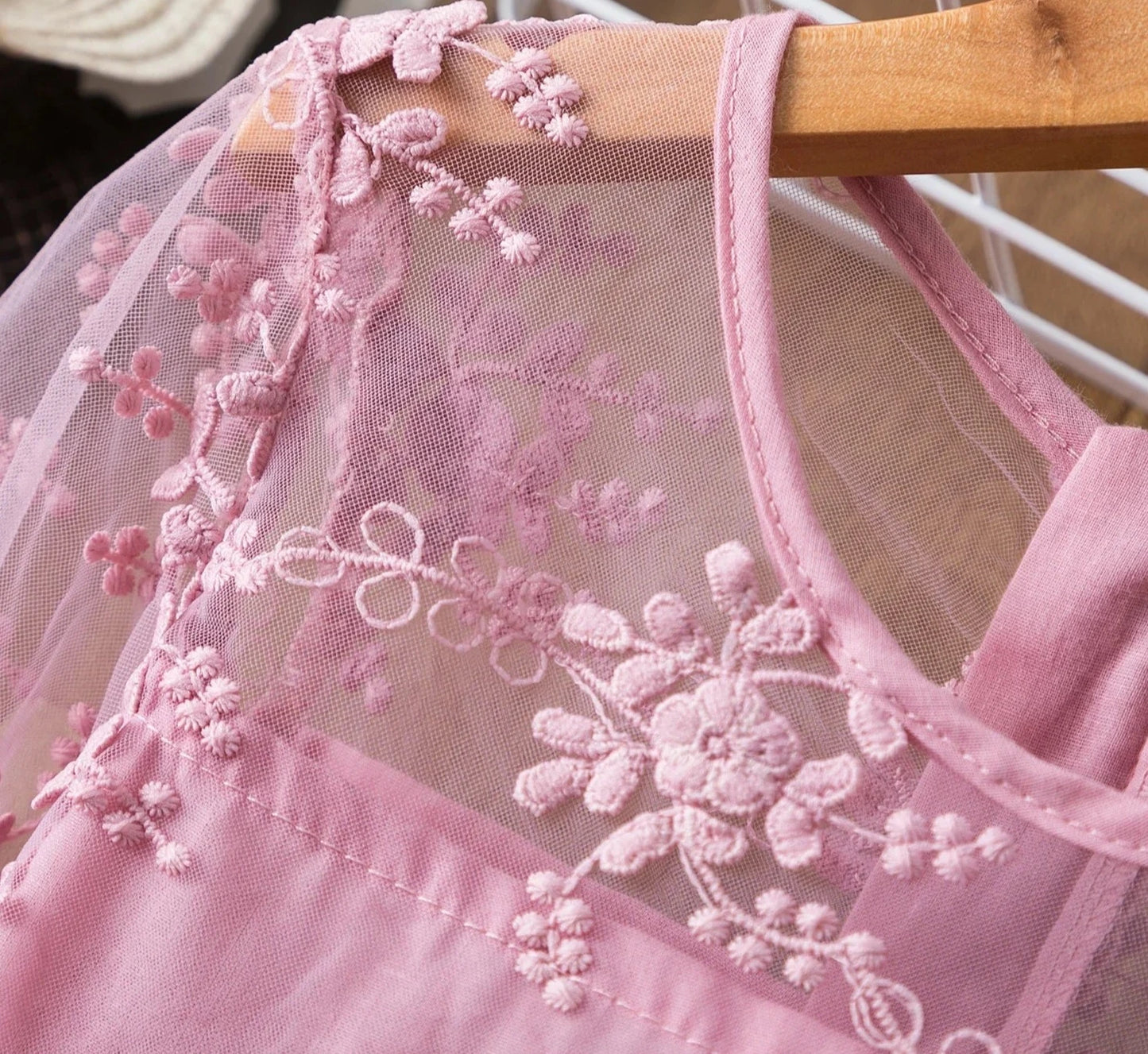 Beautiful Flower Lace Dress for Children 3-8 Years. Plum Pink Lace Dress for dressing up.