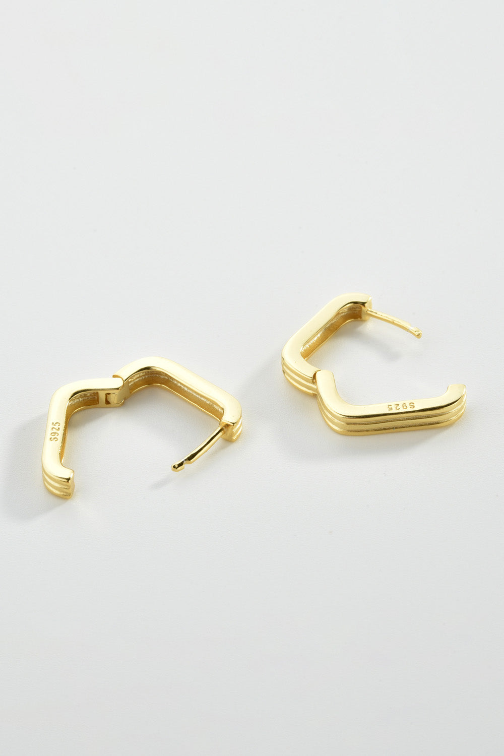 Minimalist Earrings in 925 Sterling Silver or 18K Gold Plating