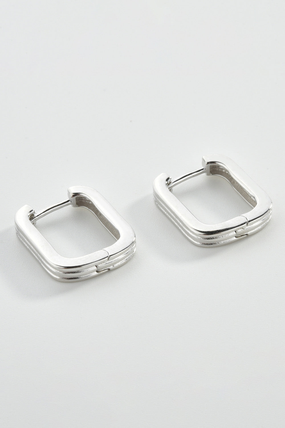 Small Minimalist Style ear-bobs. Come in 925 silver & 14K Gold. Stylish and Simple. Perfect everyday accessories.